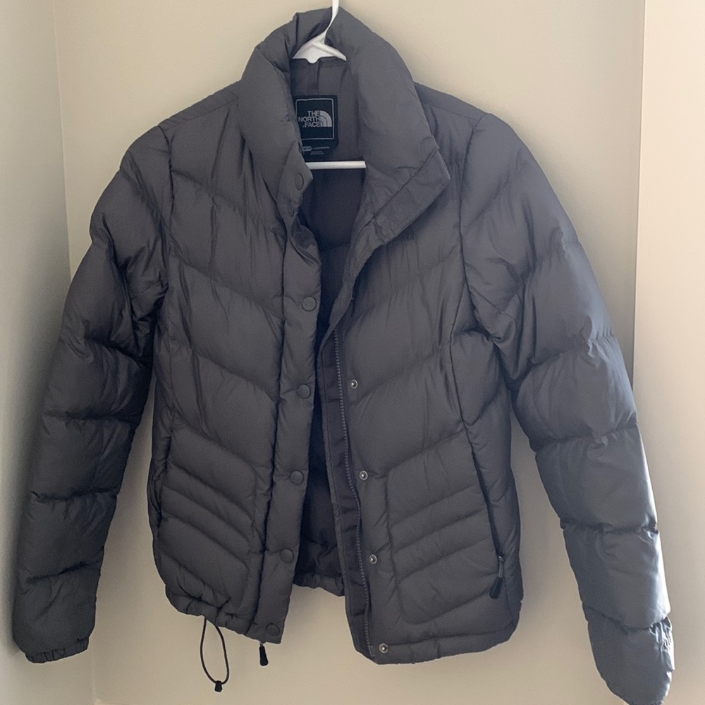 Womens xs NORTH FACE down winter coat